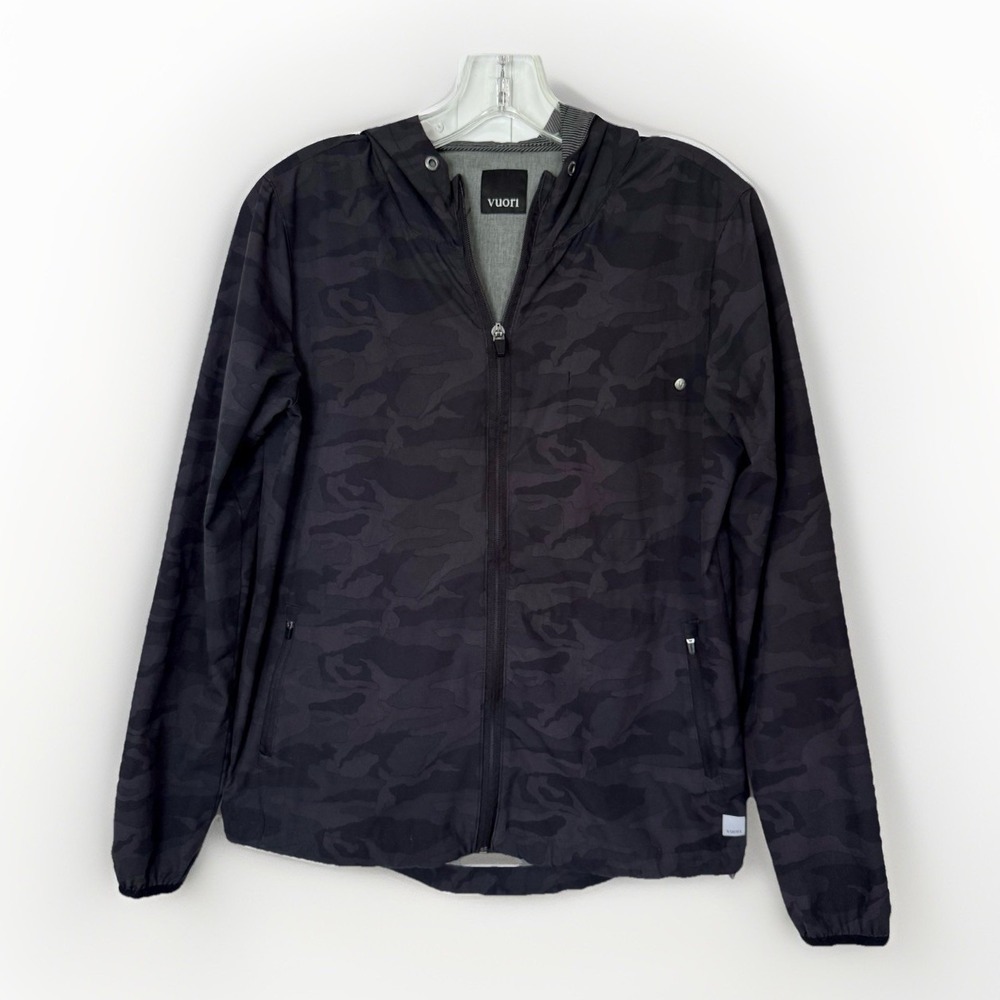 Vuori Outdoor Trainer Jacket Shell Lightweight Zip Hood Women's SMALL Black Camo